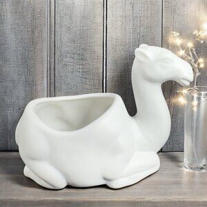 Fred One Lump or Two White Ceramic Camel Sugar Bowl Planter Flower Pot Container